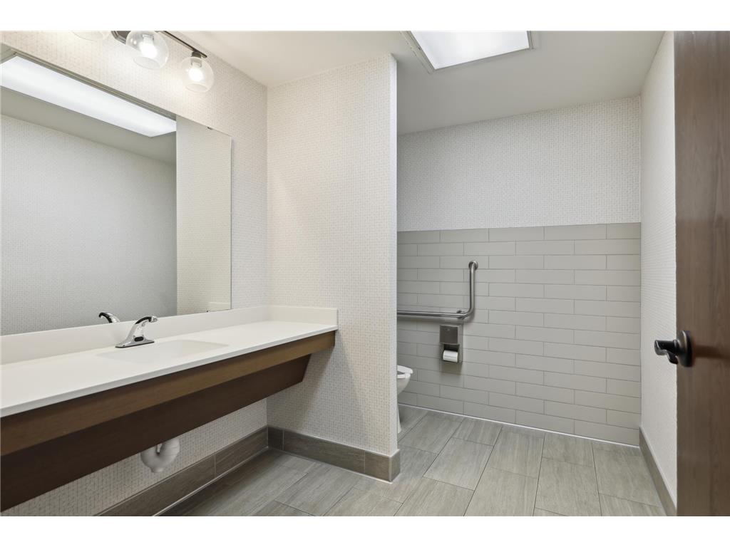 1181 Edgcumbe Road #501 Saint Paul MN 55105 6791882 image97