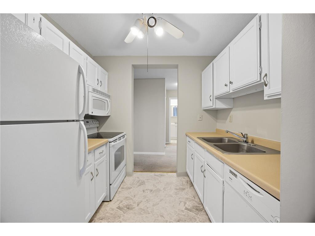 1181 Edgcumbe Road #914 Saint Paul MN 55109 7018365 image7