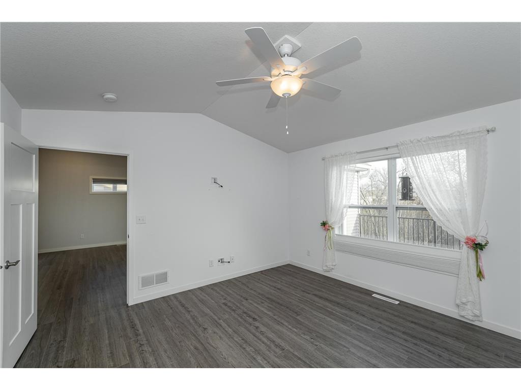 1181 Hewitt Boulevard Red Wing MN 55066 6687089 image9