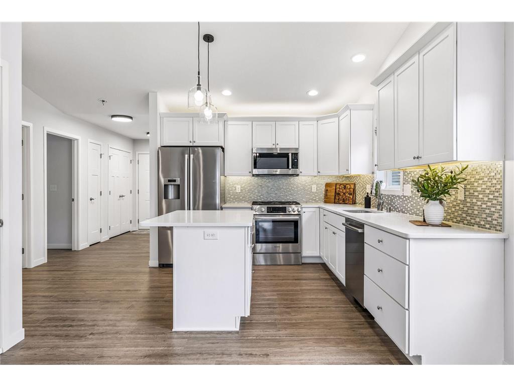 1181 Hewitt Boulevard Red Wing MN 55066 7042340 image1