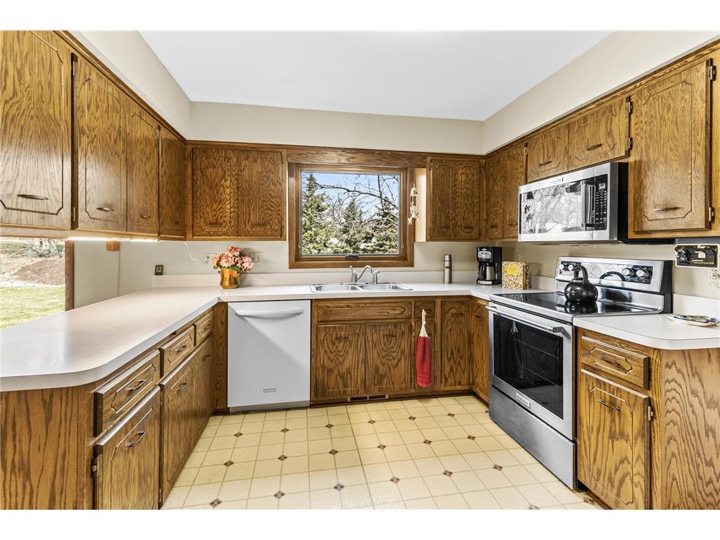 1181 Karth Lake Drive Arden Hills MN 55112 7040599 image10