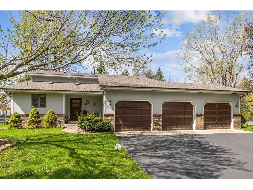 1182 Limestone Drive S Shakopee MN 55379 6527992 image1