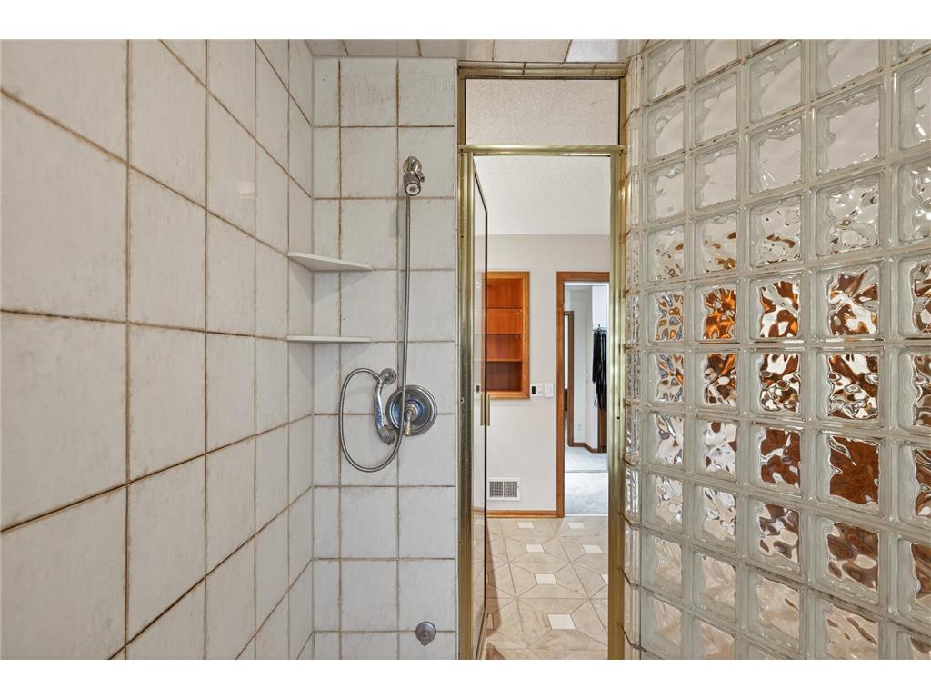 11820 Bren Road Minnetonka MN 55343 7074626 image29