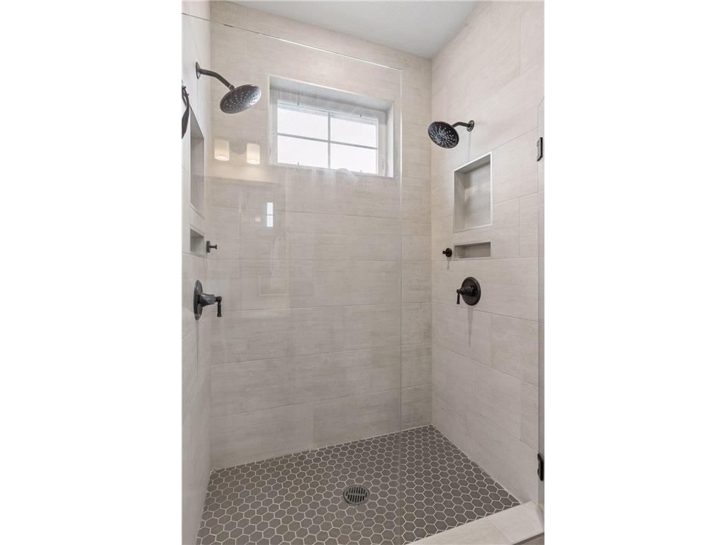 11821 Linden Court N Lake Elmo MN 55042 7043118 image25