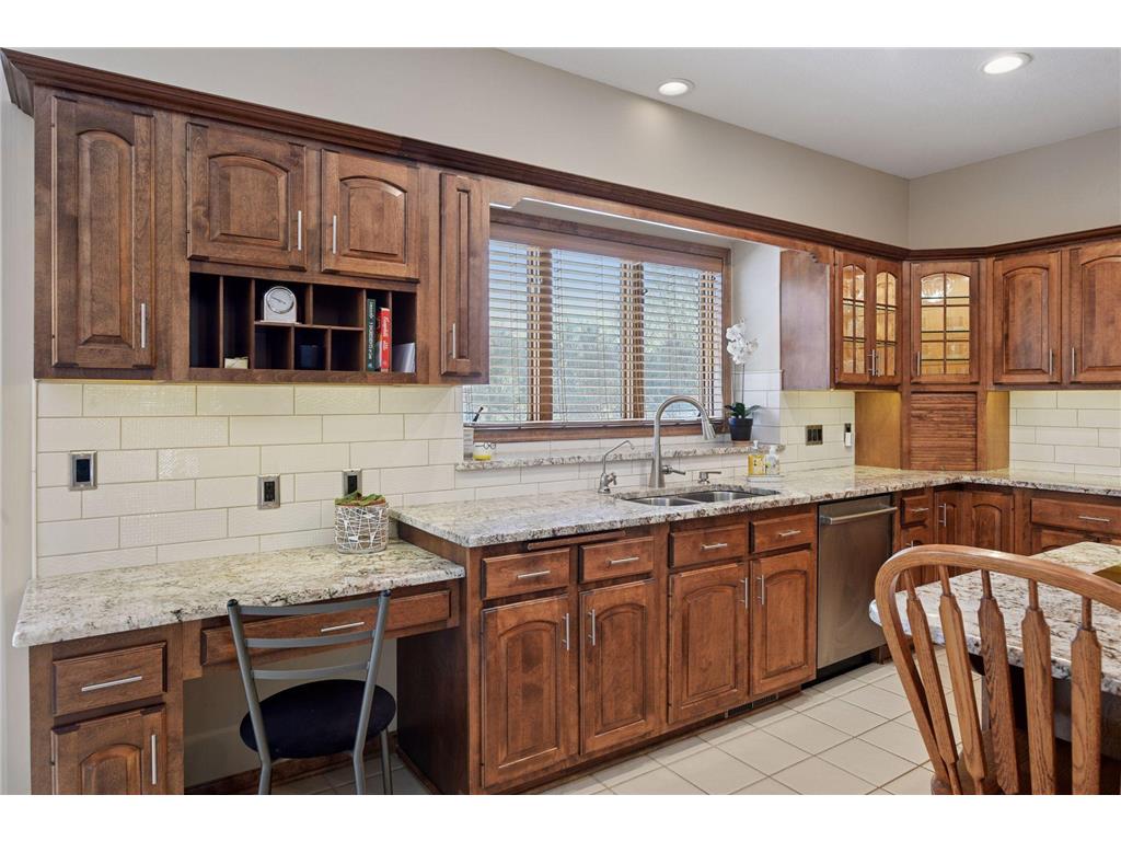 11824 Welters Way Eden Prairie MN 55347 7007800 image16