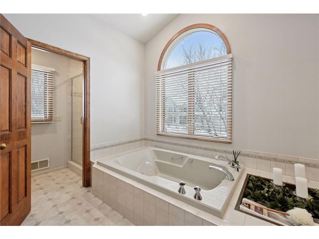 11824 Welters Way Eden Prairie MN 55347 7007800 image31