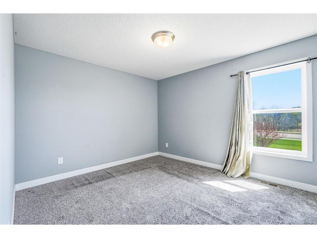 11829 71st Street NE Albertville MN 55301 7051958 image24
