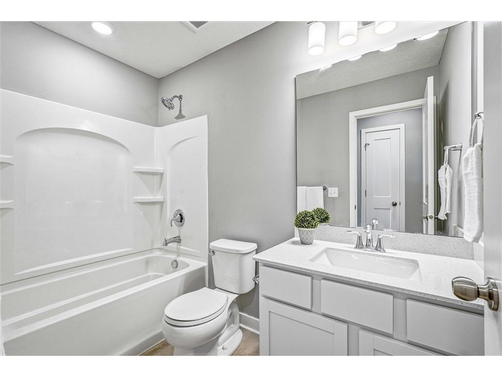 11829 71st Street NE Albertville MN 55301 7051958 image26