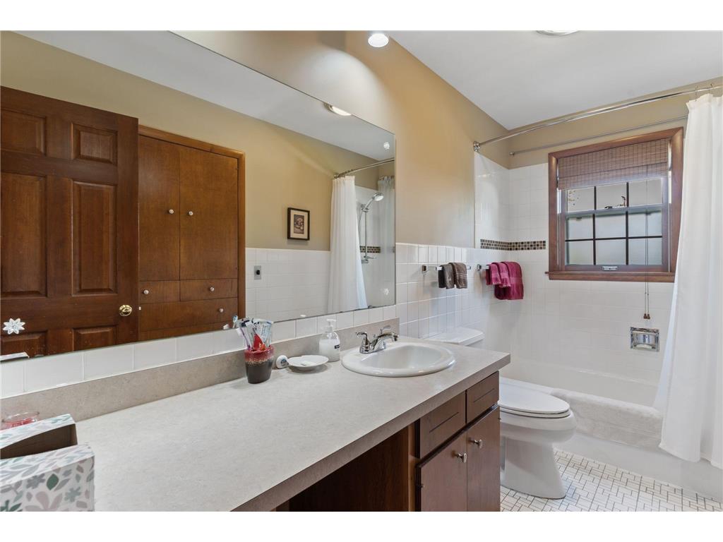 11835 302nd Street Chisago City MN 55013 - South Lindstrom 7081650 image40