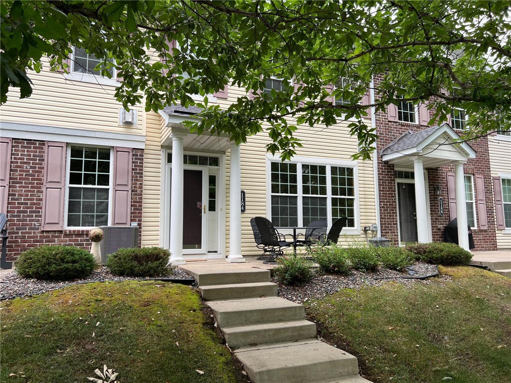 1184 Hillvale Avenue N Oakdale MN 55128 6391760 image1