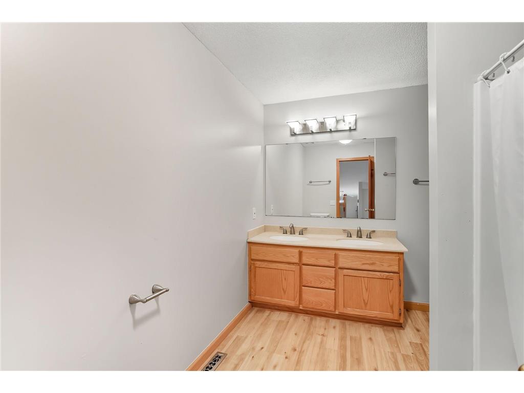 11852 Yellow Pine Street NW Coon Rapids MN 55448 6795103 image18