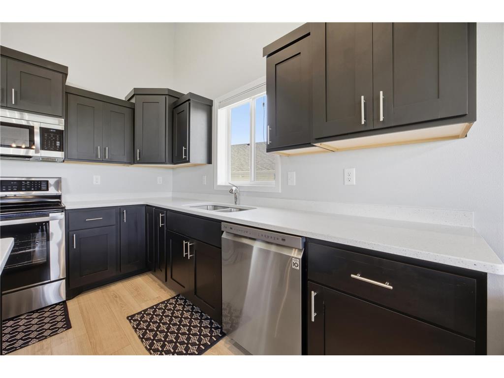 1186 Albert Court W West Fargo ND 58078 7084100 image8