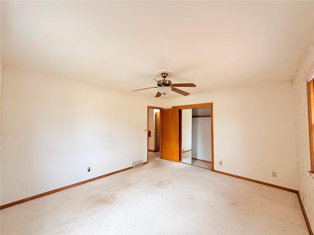 1186 Larpenteur Avenue E Saint Paul MN 55109 7080610 image17