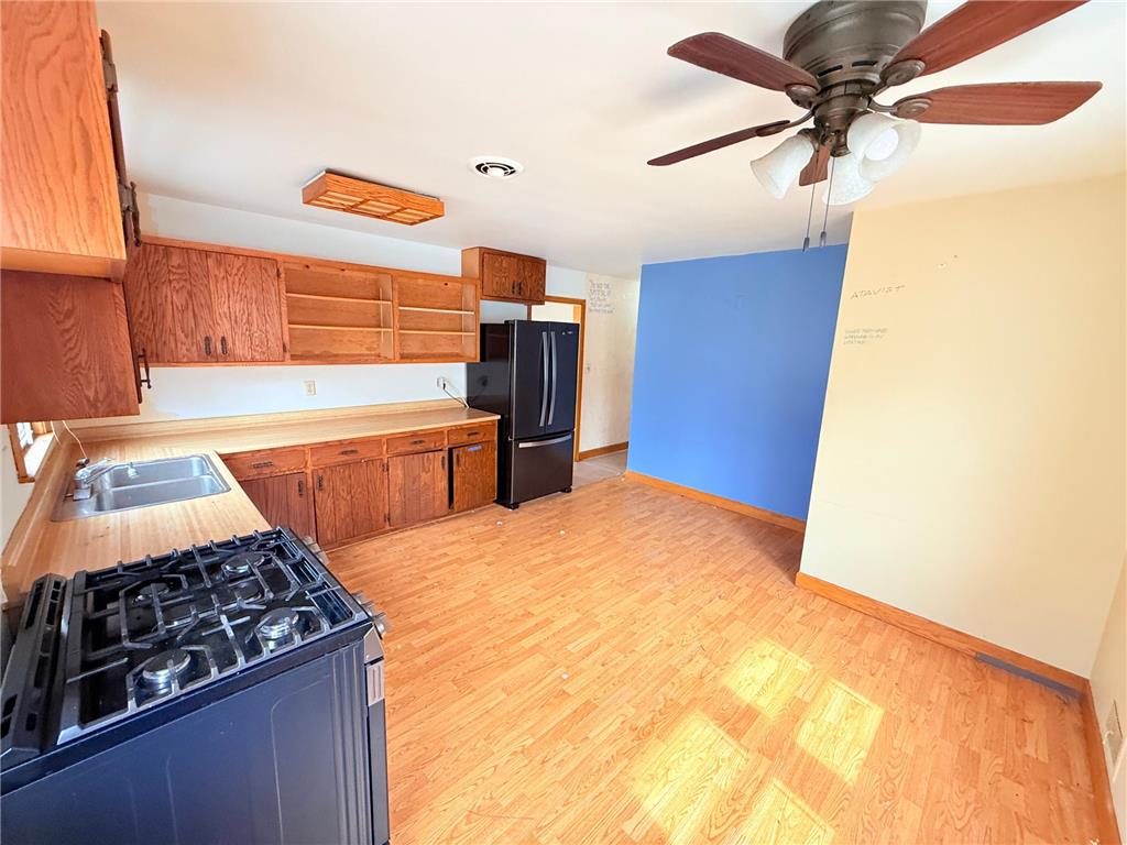 1186 Larpenteur Avenue E Saint Paul MN 55109 7080610 image9