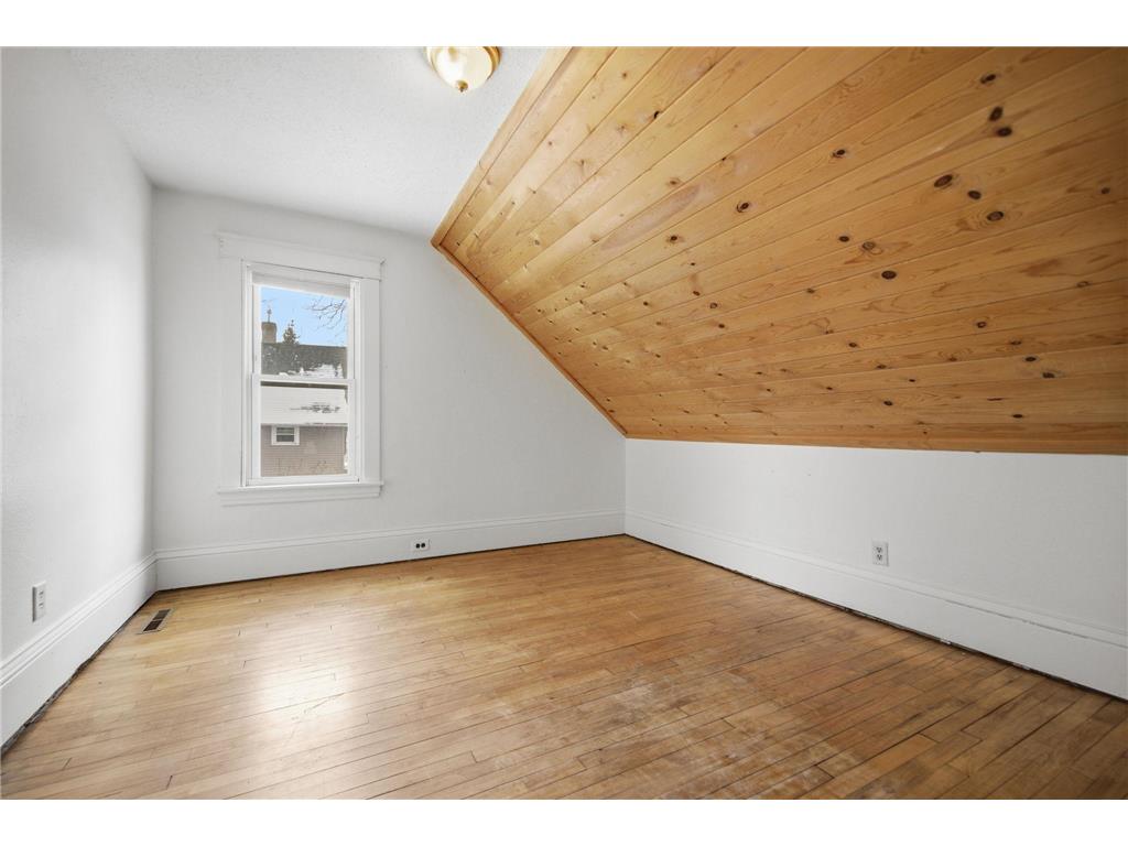 1187 Dale Street N Saint Paul MN 55117 7017472 image17