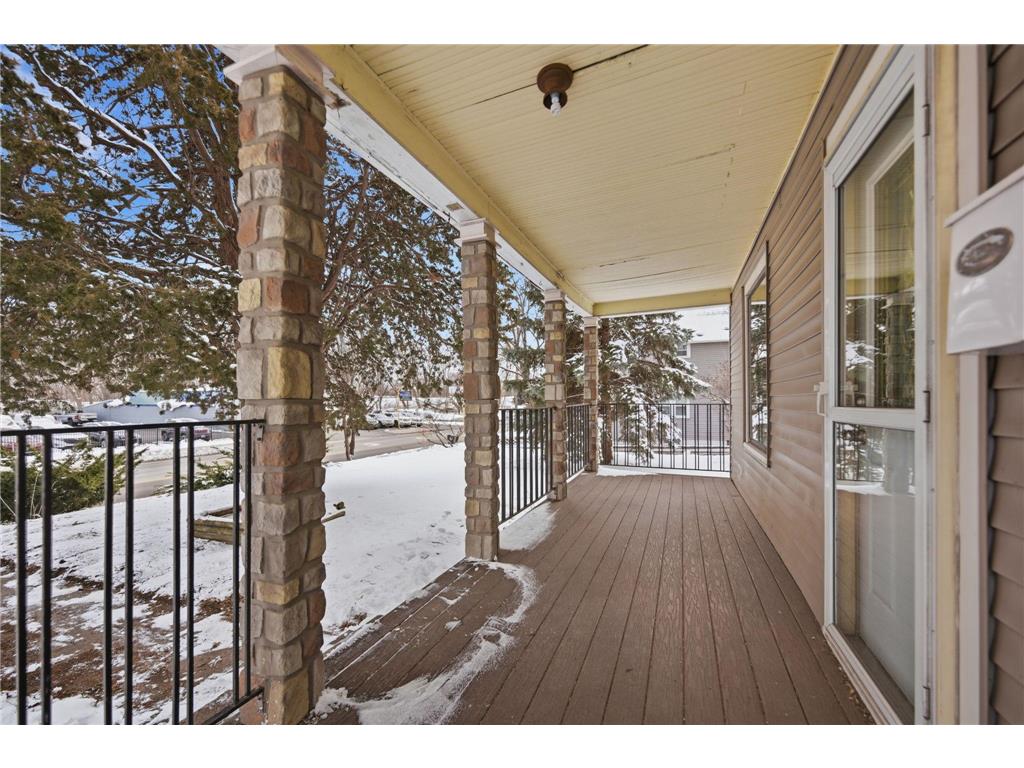 1187 Dale Street N Saint Paul MN 55117 7017472 image22