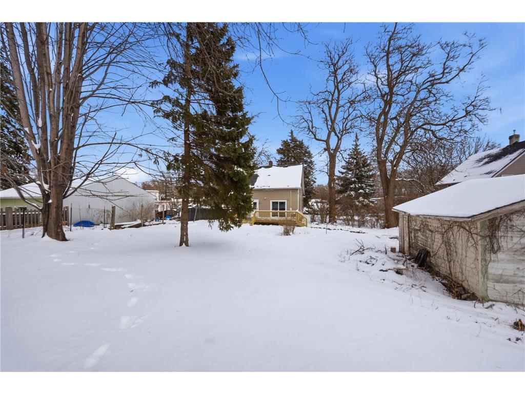 1187 Dale Street N Saint Paul MN 55117 7017472 image25