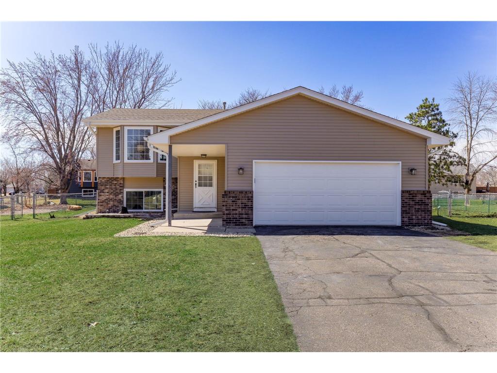11874 Jonquil Street NW Coon Rapids MN 55433 7047159 image1
