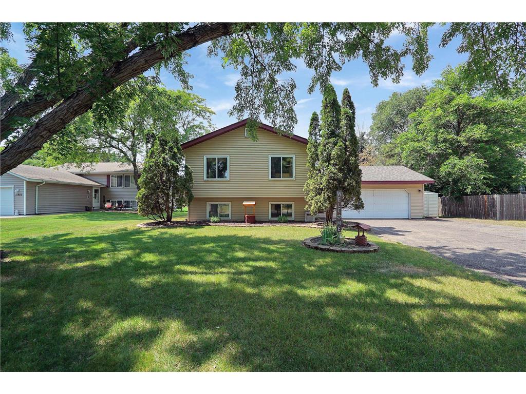 11876 Marigold Street NW Coon Rapids MN 55433 6393111 image1