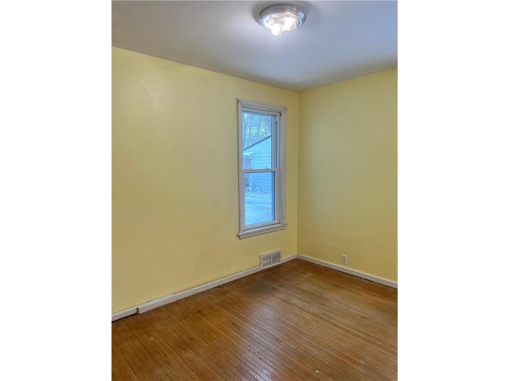 1188 Pine Street Dawson MN 56232 6821332 image27