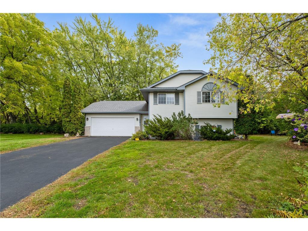 11889 Marigold Circle, Lindstrom, MN, 55045 MLS 6443938 Edina Realty