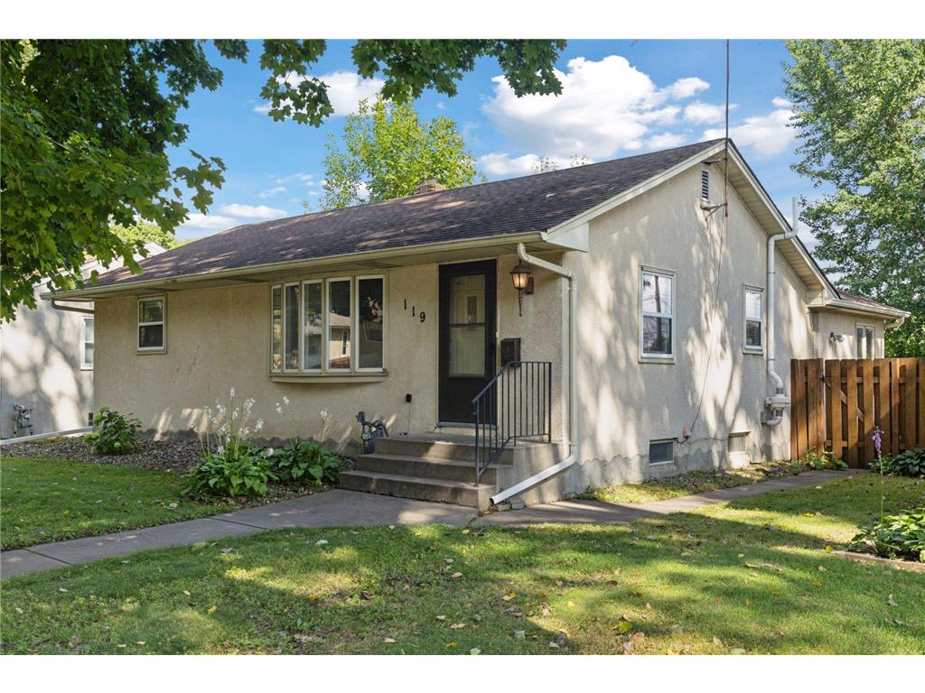 119 22nd Avenue S South Saint Paul MN 55075 6778012 image1