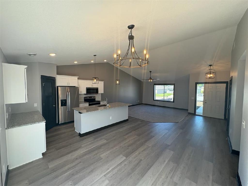 119 6th Street SE Geneva MN 56035 7066975 image8