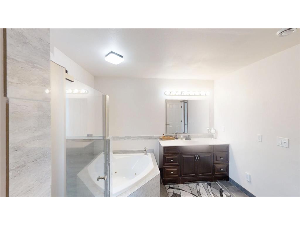 119 Hall Lane Alden MN 56009 6806046 image37