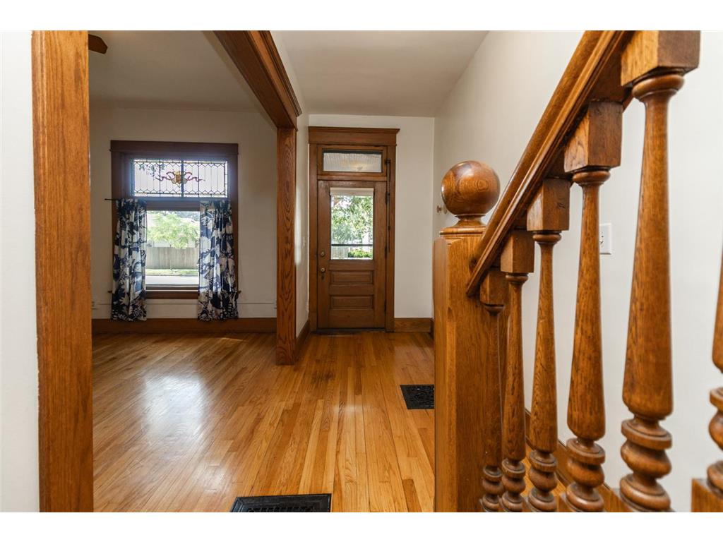 119 Isabel Street E Saint Paul MN 55107 7069429 image12