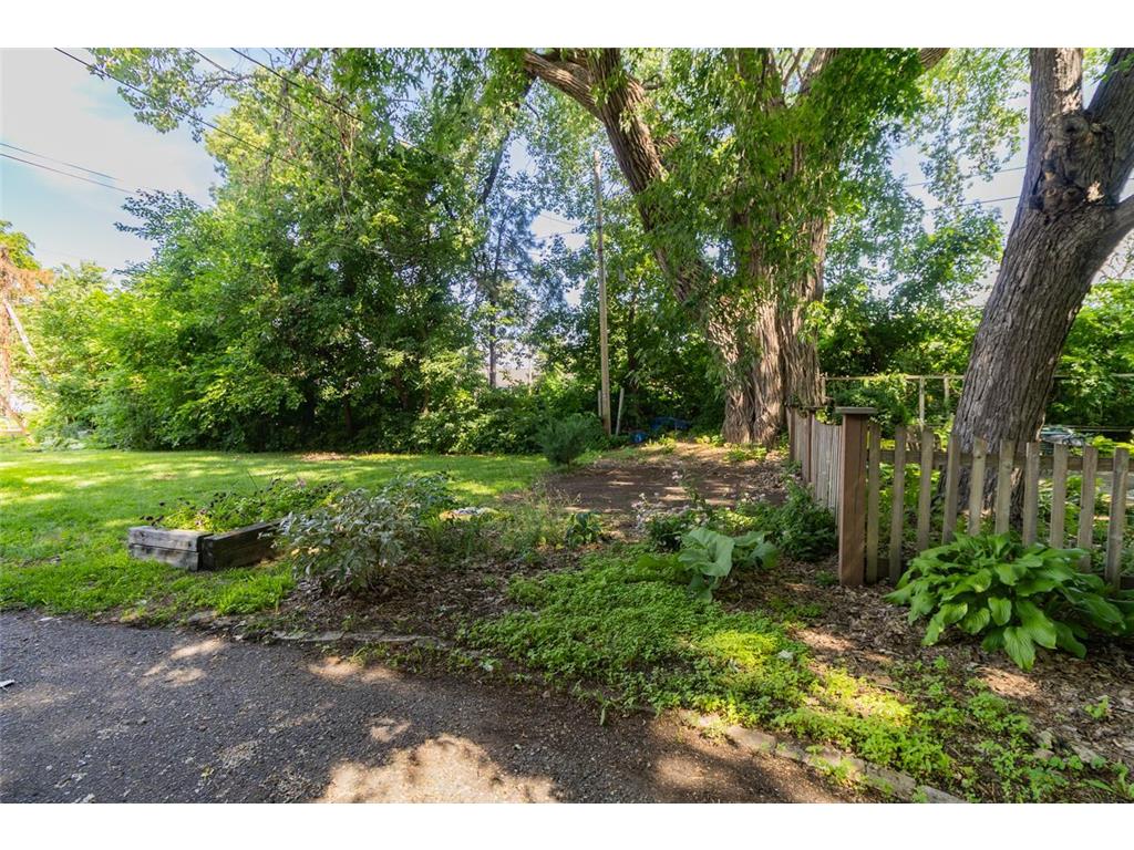 119 Isabel Street E Saint Paul MN 55107 7069429 image42