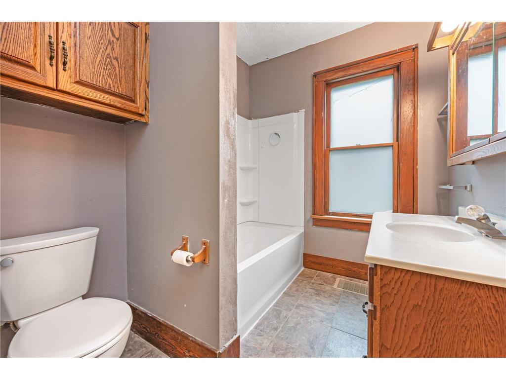 119 S Orient Street Fairmont MN 56031 7080377 image13