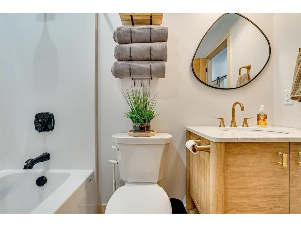 119 S Washington Street Lake City MN 55041 - Mississippi 6778031 image23