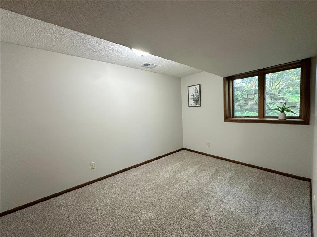 11900 Highland View Circle Burnsville MN 55337 6806164 image22