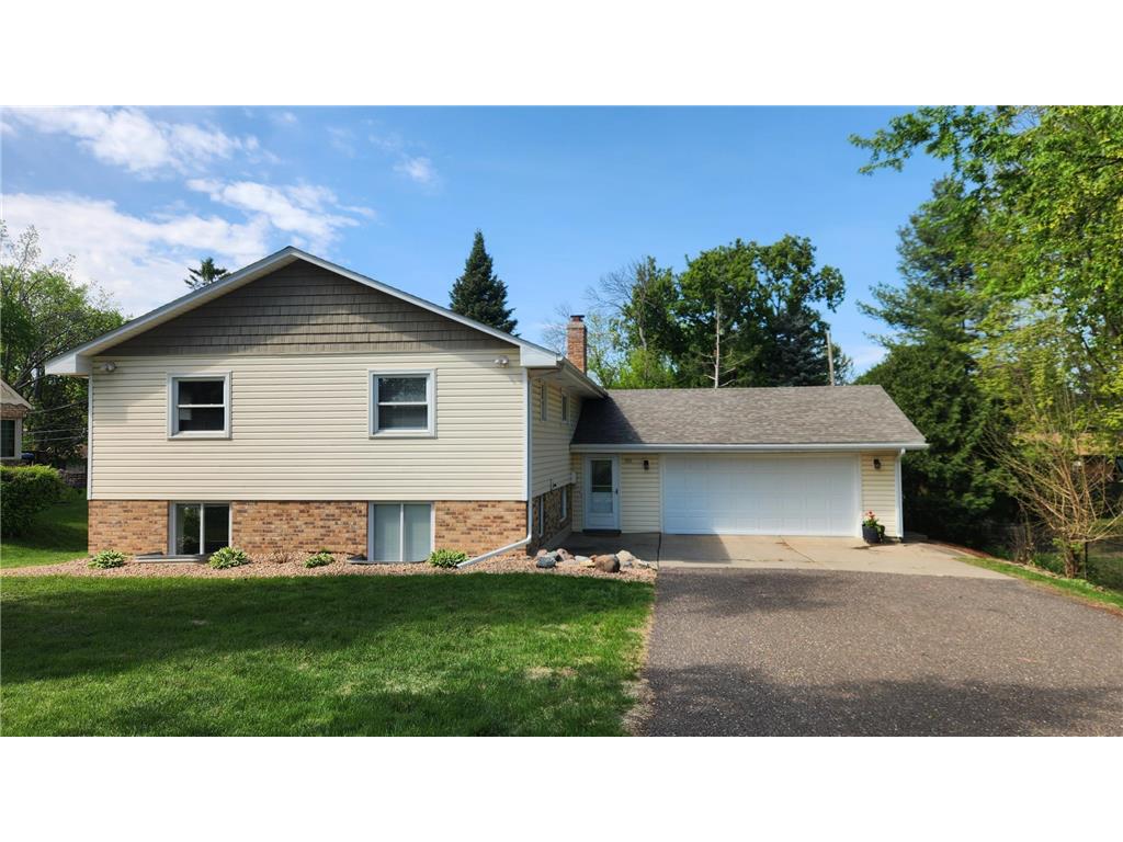 1191 Garden Avenue Roseville MN 55113 6720226 image1