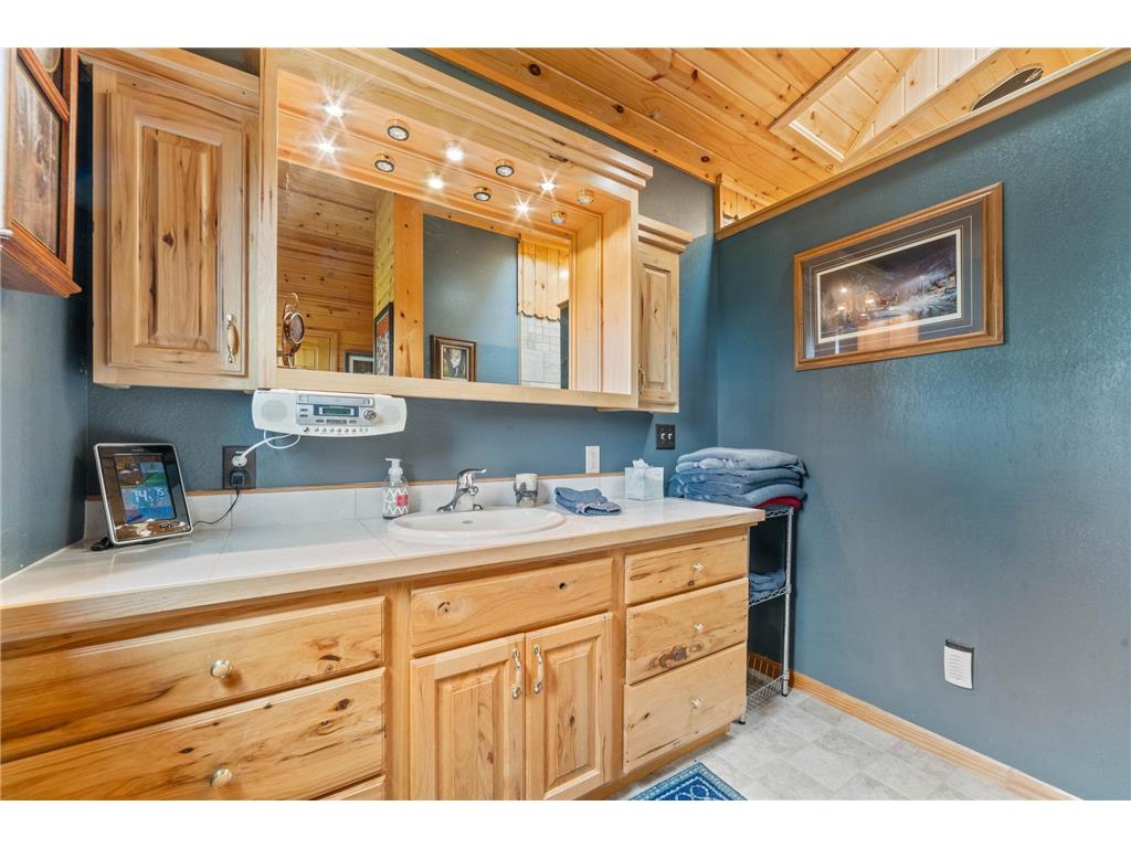 11911 E Rowe Road Lake Nebagamon WI 54849 7097580 image42