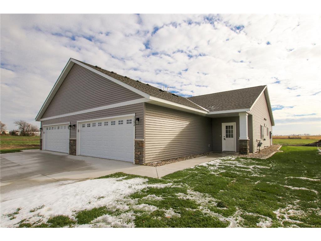 1192 Bluejay Drive SW Hutchinson MN 55350 6435377 image1