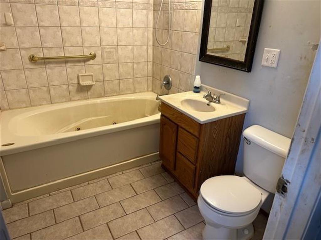 1192 Burr Street Saint Paul MN 55130 6820057 image14