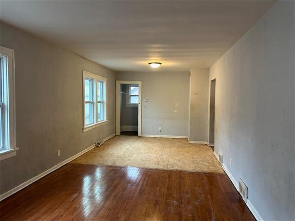 1192 Burr Street Saint Paul MN 55130 6820057 image4