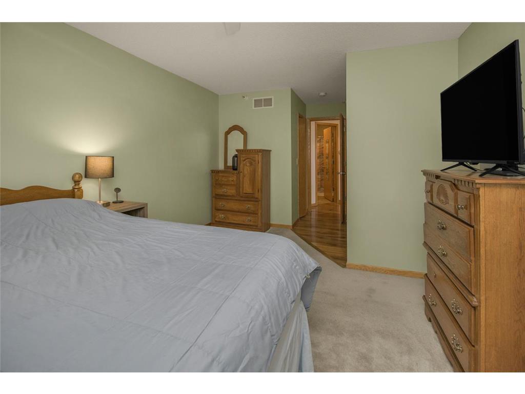 1193 Bay Cove White Bear Lake MN 55110 7035930 image17