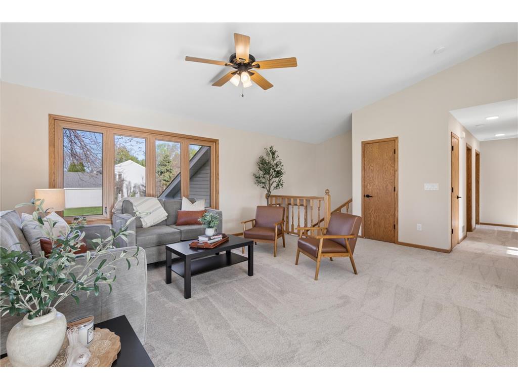 1193 Shawmut Street S Shakopee MN 55379 7063331 image4