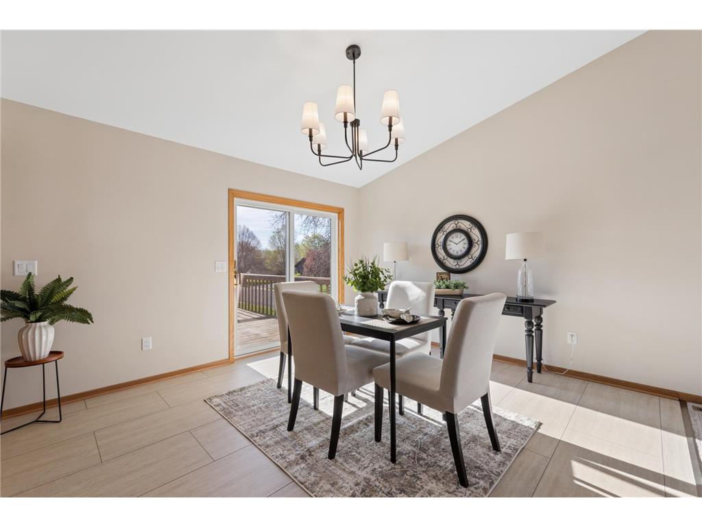 1193 Shawmut Street S Shakopee MN 55379 7063331 image8