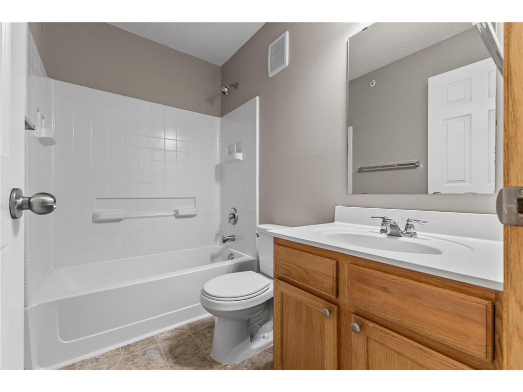 11941 Emery Village Drive N #2101 Champlin MN 55316 7089651 image42