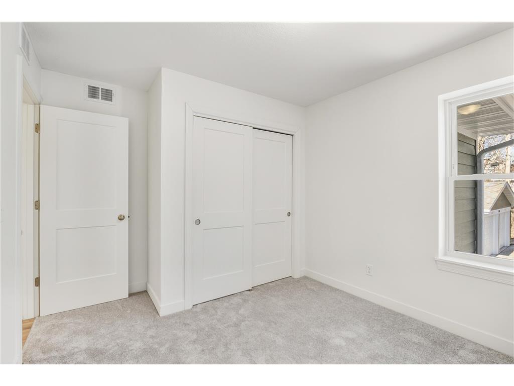 1195 Bush Avenue Saint Paul MN 55106 7036597 image11