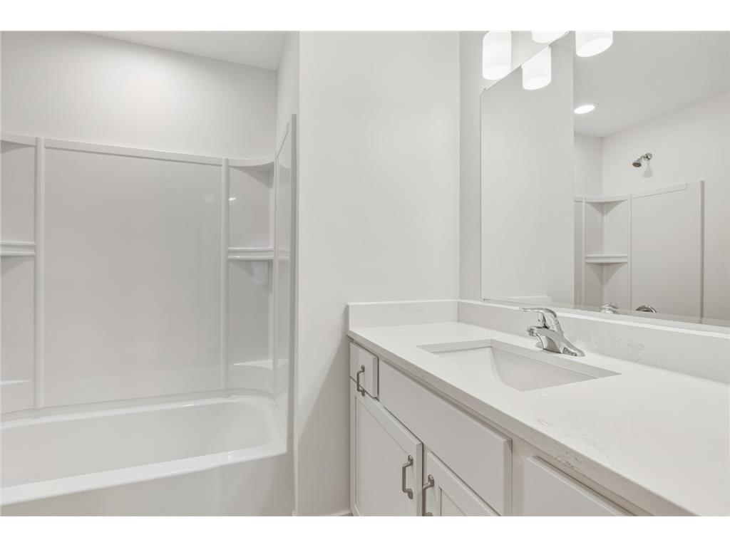 1195 Bush Avenue Saint Paul MN 55106 7036597 image18