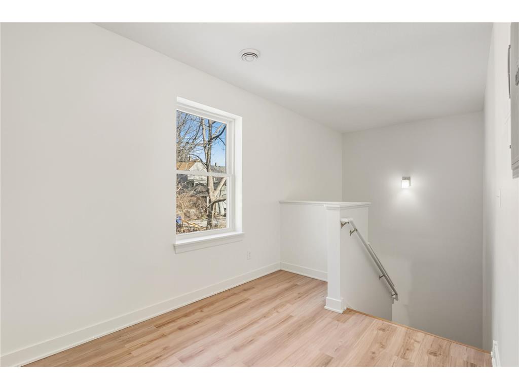 1195 Bush Avenue Saint Paul MN 55106 7036597 image30