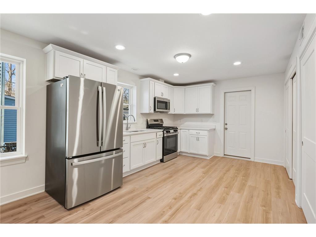 1195 Bush Avenue Saint Paul MN 55106 7036597 image6