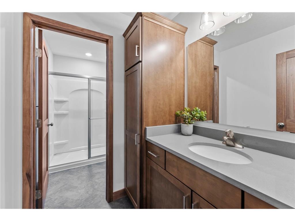 1195 Ivy Way Faribault MN 55021 6764570 image54