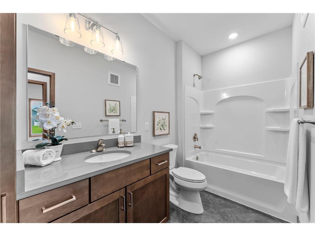 1195 Ivy Way Faribault MN 55021 6764570 image9