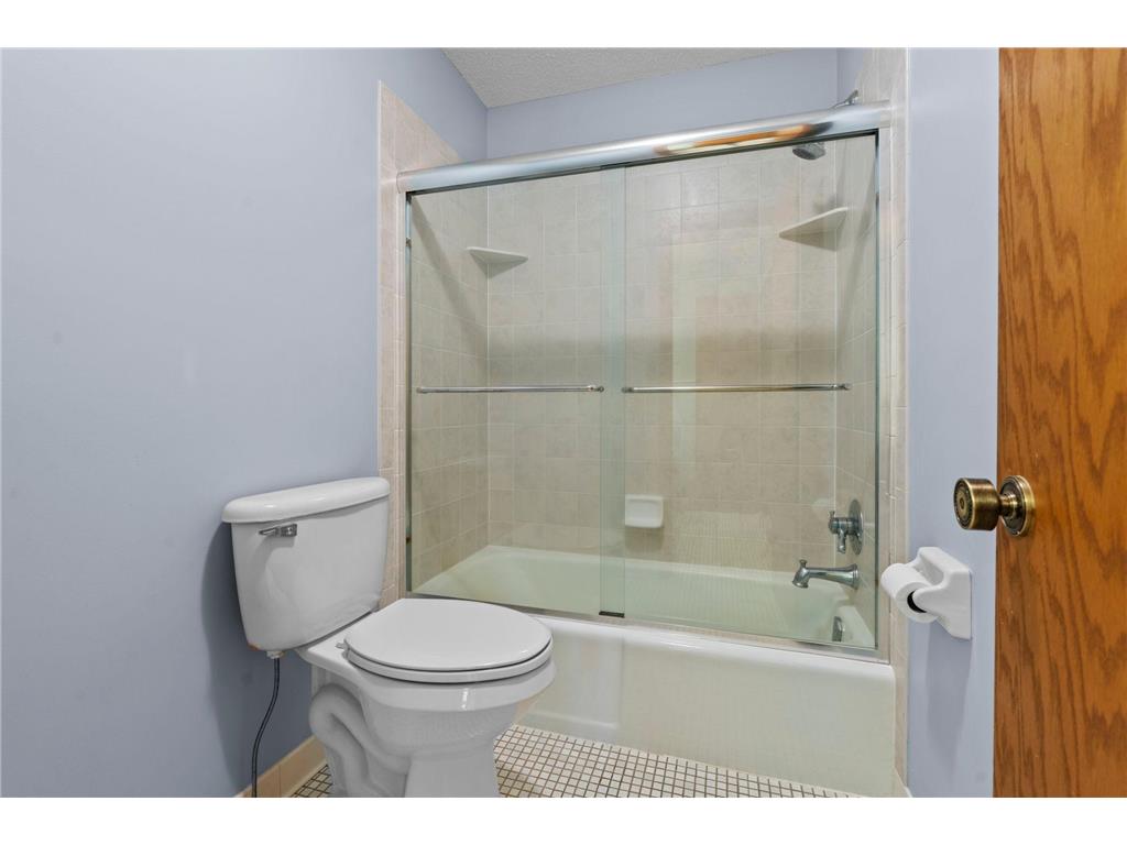 11950 21st Street N Lake Elmo MN 55042 - Downs 7097385 image37