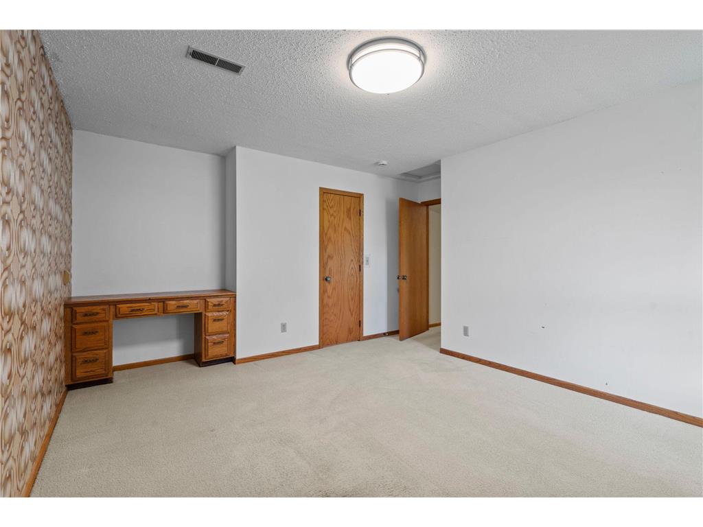 11950 21st Street N Lake Elmo MN 55042 - Downs 7097385 image39